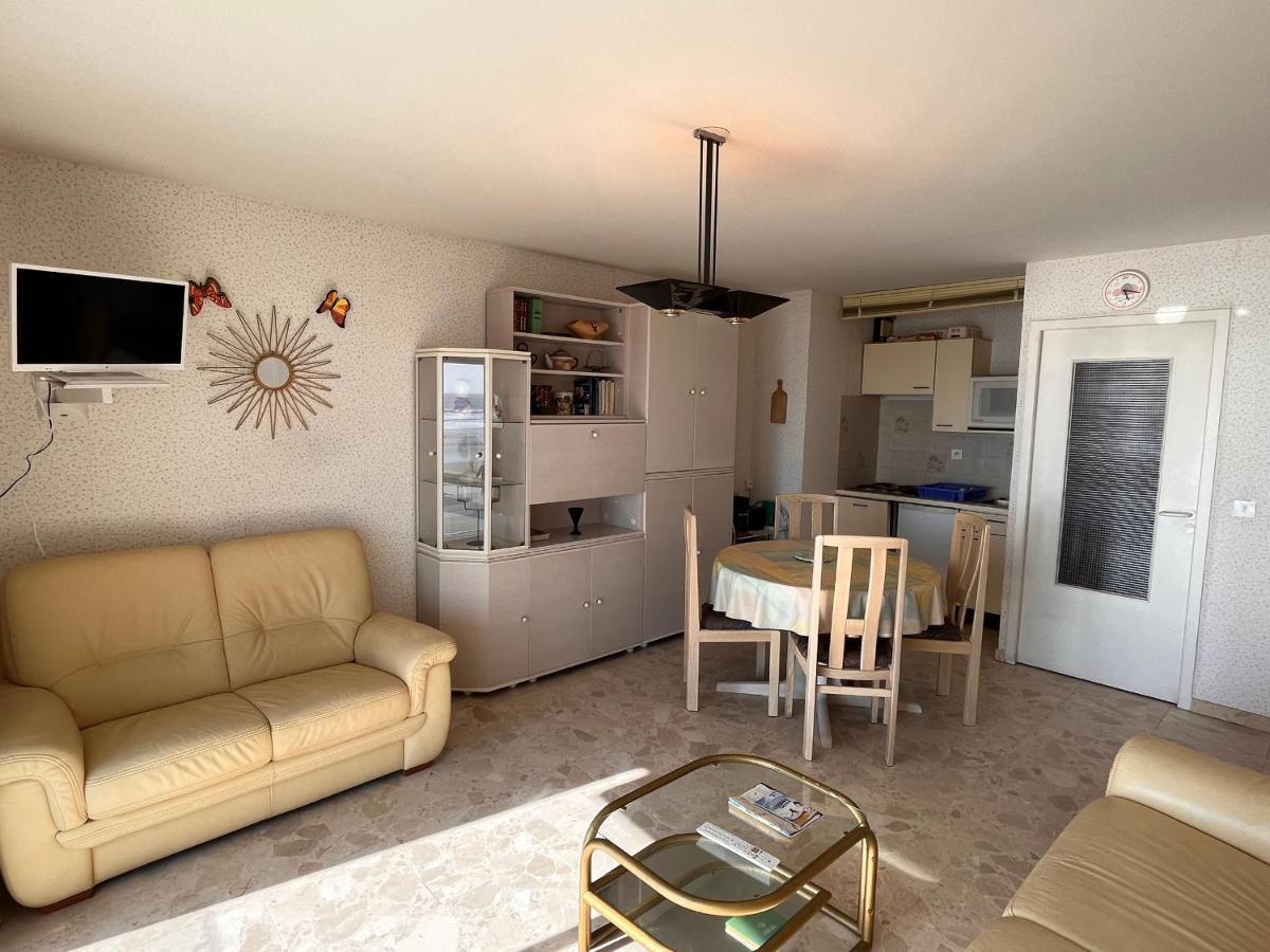 Appartement T2 Avec Balcon Et Vue Mer, 1Er Etage, Ascenseur, Tv, Cuisine Equipee - Fr-1-197-466 Les Sables-dʼOlonne Buitenkant foto