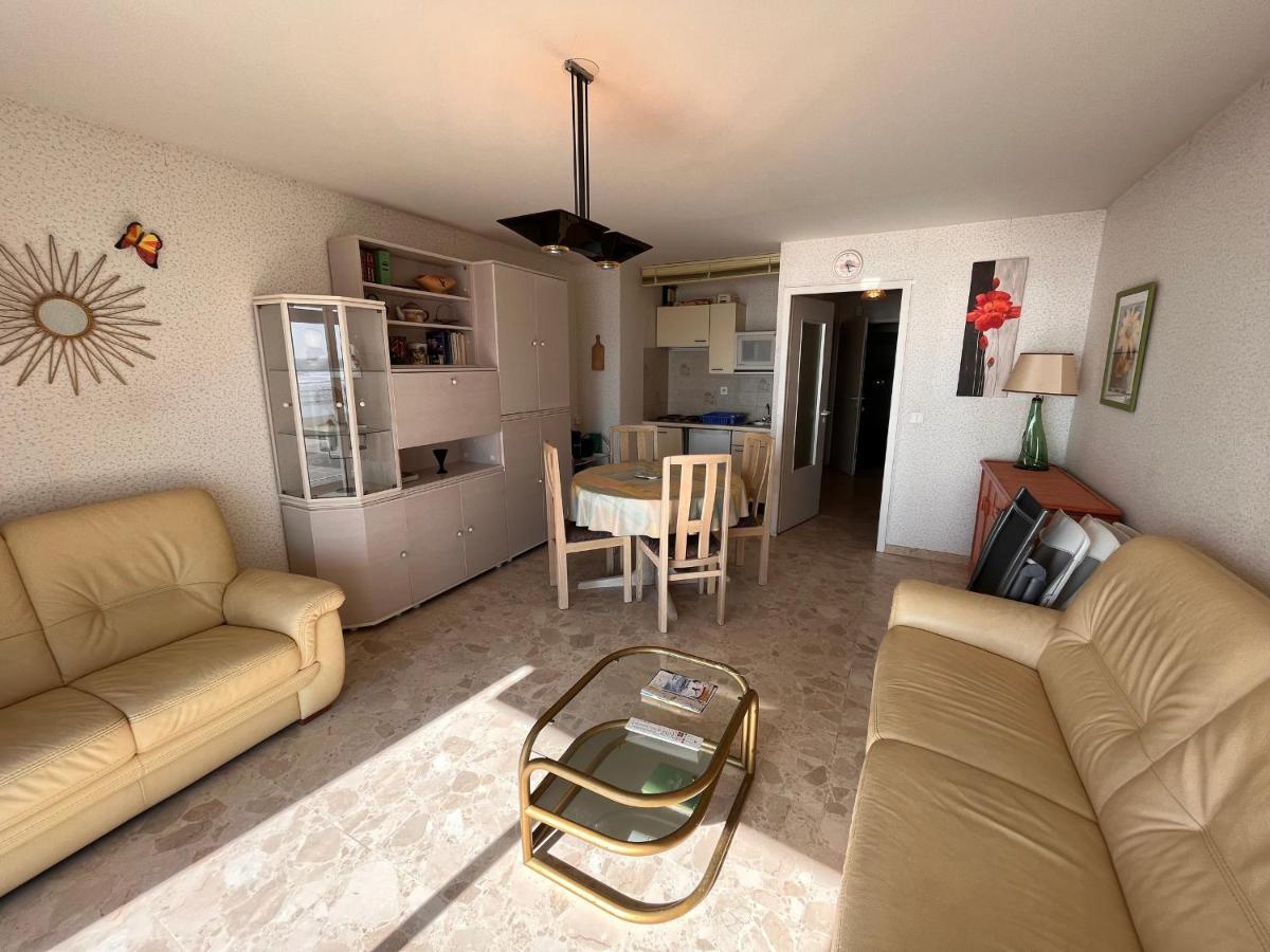 Appartement T2 Avec Balcon Et Vue Mer, 1Er Etage, Ascenseur, Tv, Cuisine Equipee - Fr-1-197-466 Les Sables-dʼOlonne Buitenkant foto